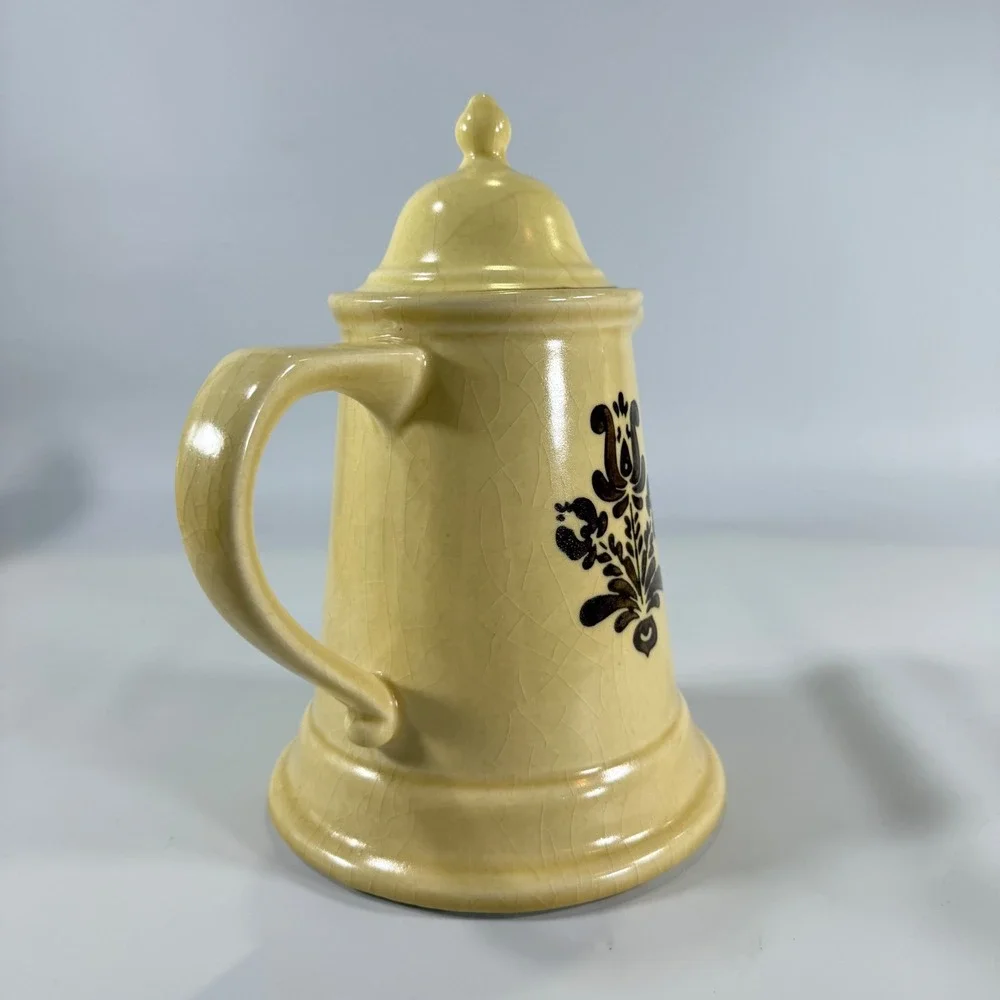 VTG Pfaltzgraff Village Coffee Pot Tea Server Pitcher Tan Brown Folk Farmhouse
